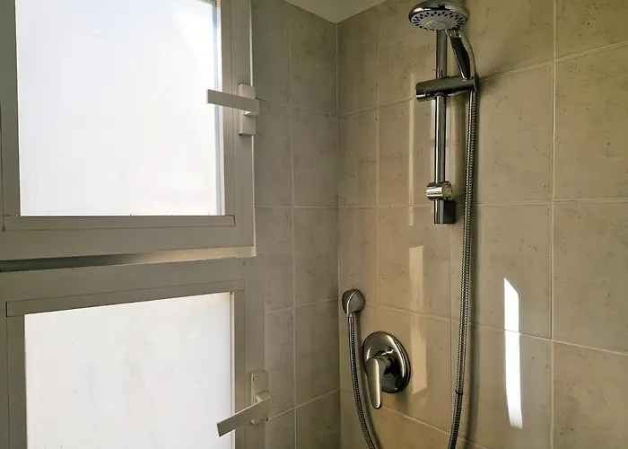 100mt From Termini Bright 2br Apartament