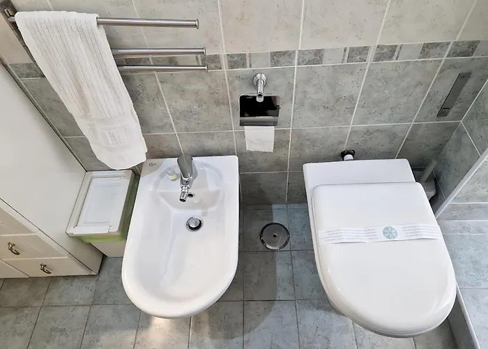 100mt From Termini Bright 2br Apartament
