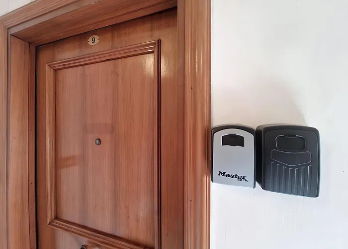 100mt From Termini Bright 2br Apartament Rzym